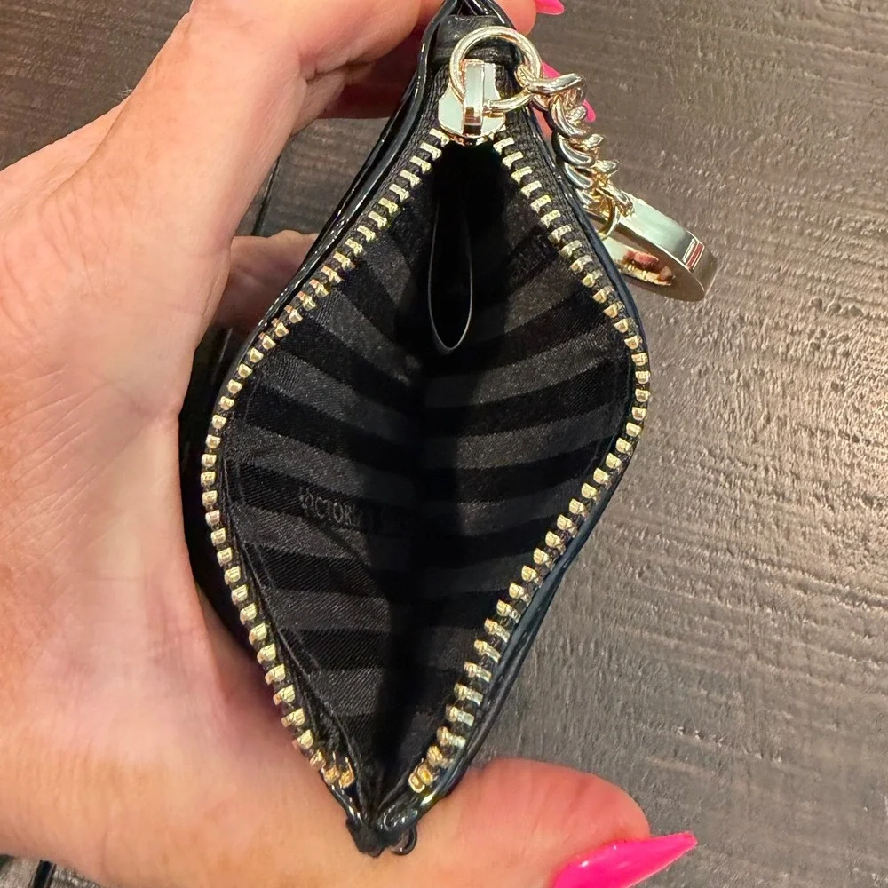 Victorias Secret Black Quilted V-Stitch Card Case Keychain Gold Hardware NWOT